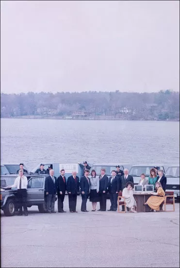 middle-new old photo of company
